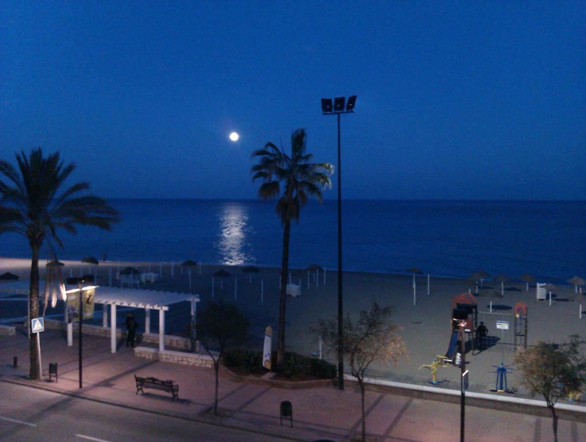 דירות פואנגירולה Frente Al Mar מראה חיצוני תמונה